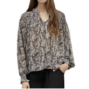 Grade & Gather SMOCKED SHOULDER DITSY CHIFFON BLOUSE Size Small Oversized Gray